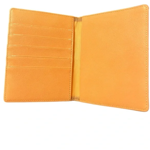 Passport Holder with Mermaid Tag - Picture 4 of 6